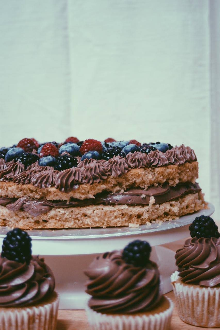 Increíble pastel vegano de Mousse de Chocolate, con envíos a CDMX a través de Vegaffins.com